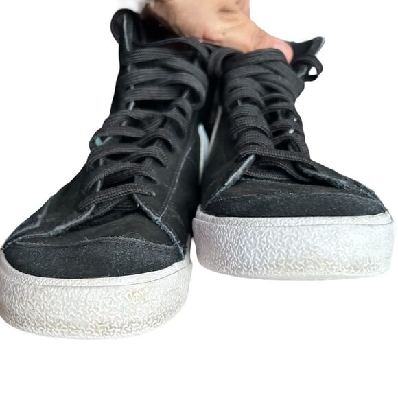Nike Blazer 77 Black & White Sneakers Size 7Y - Picture 4 of 16